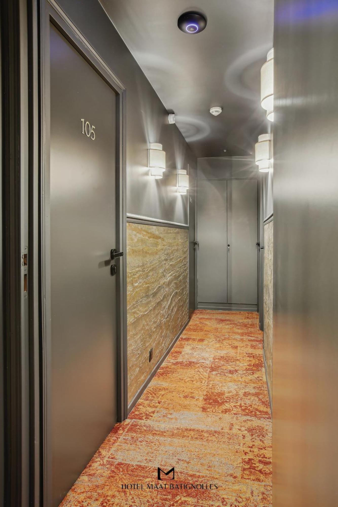Hotel Maat Batignolles Paris Exterior photo