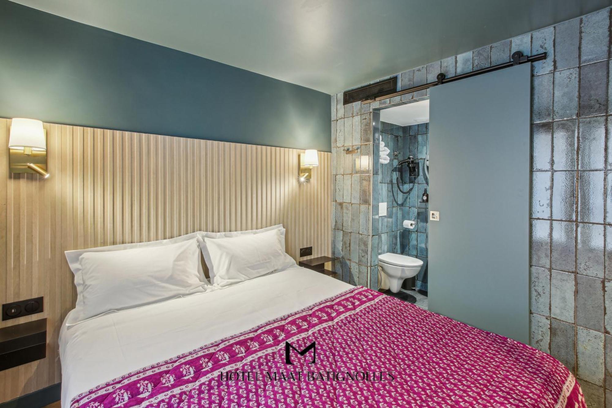 Hotel Maat Batignolles Paris Exterior photo